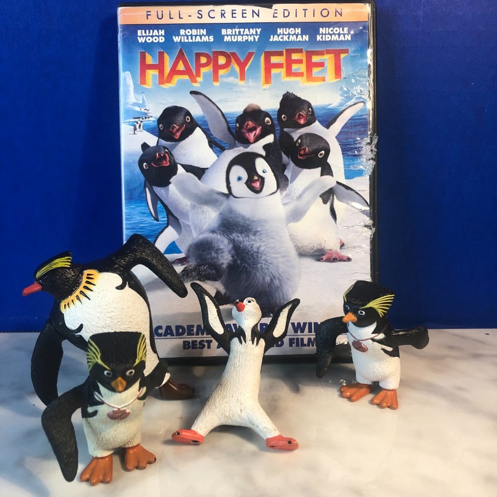 Happy Feet Animated Full-screen Edition 2006 DVD Pre-owned PLUS 4 figures
